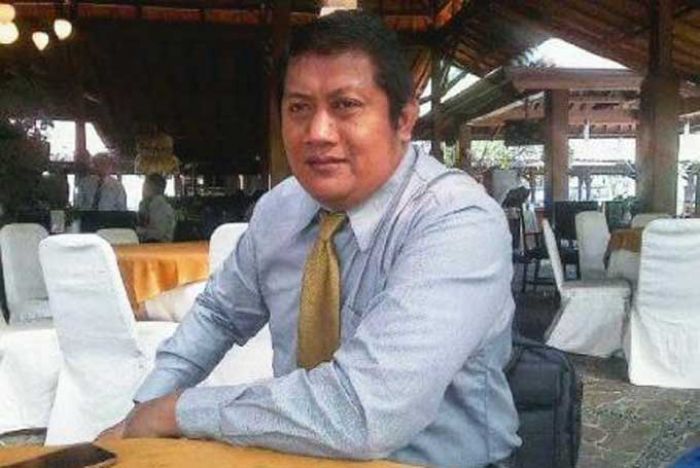 Cawagub Jatim Emil Dardak Tunda Kunjungannya ke Pacitan Cawagub Jatim Emil Dardak Tunda Kunjungannya ke Pacitan