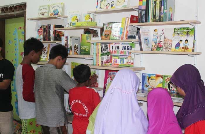 Rangsang Minat Baca, Komunitas Sosial Panggon Moco Dirikan Perpus Mini Rangsang Minat Baca, Komunitas Sosial Panggon Moco Dirikan Perpus Mini