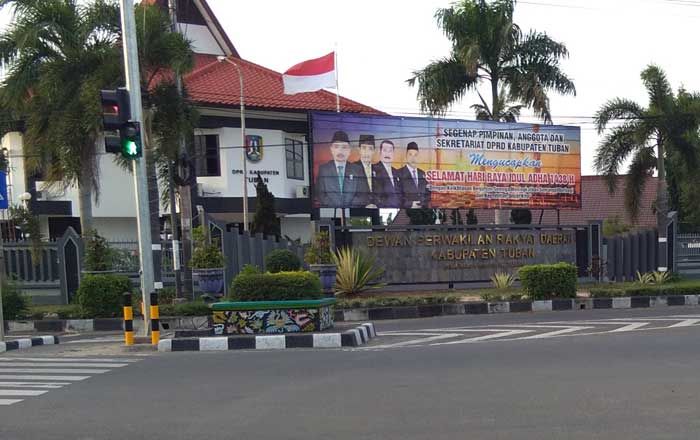 Anggota DPRD Tuban Ramai-ramai Kunker Anggota DPRD Tuban Ramai-ramai Kunker