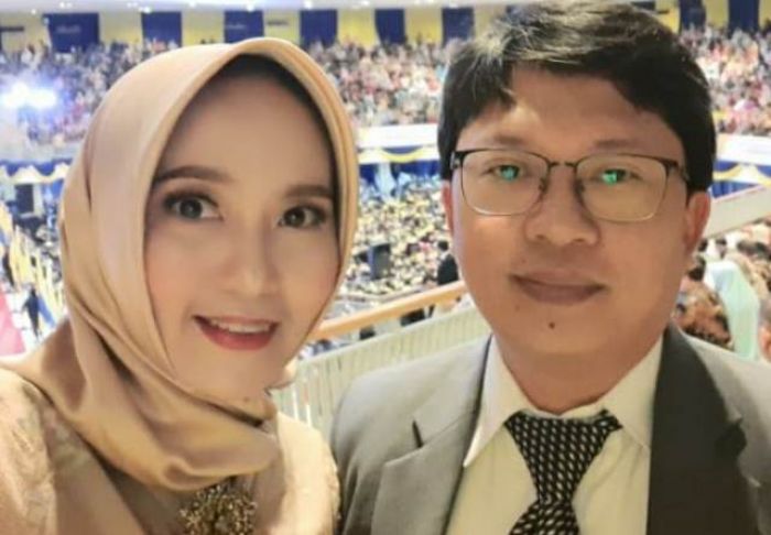 Ketua Satgas Covid-19 IDI Surabaya Mustofa Rusli Raih Gelar Doktor di Fakultas Kedokteran Unair Ketua Satgas Covid-19 IDI Surabaya Mustofa Rusli Raih Gelar Doktor di Fakultas Kedokteran Unair