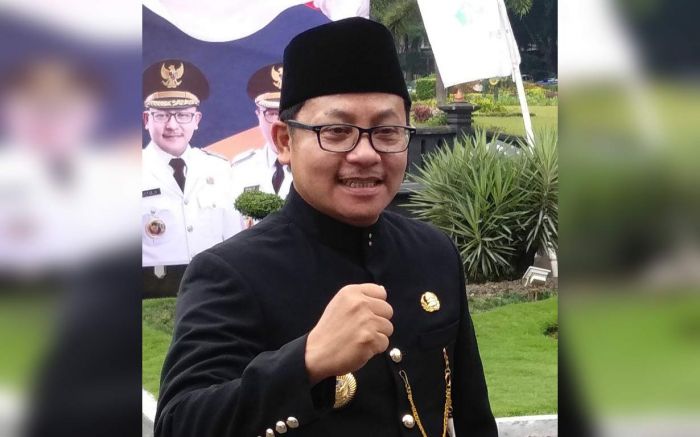 Guru TK di Malang Dipecat Karena Terlilit Pinjol, Utang di 24 Aplikasi Fintech Hingga Rp 40 Juta Guru TK di Malang Dipecat Karena Terlilit Pinjol, Utang di 24 Aplikasi Fintech Hingga Rp 40 Juta