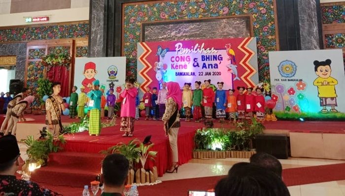 Kenalkan Budaya Sejak Dini, Pemkab Bangkalan Gelar Pemilihan Cong Kene Kenalkan Budaya Sejak Dini, Pemkab Bangkalan Gelar Pemilihan Cong Kene