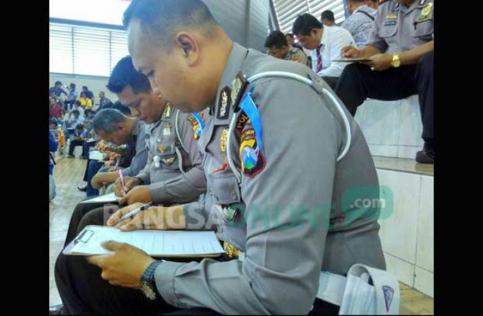 Berharap Kasus Jember Tak Terulang, Polisi Pemegang Senpi Wajib Ikut Psikotes Berharap Kasus Jember Tak Terulang, Polisi Pemegang Senpi Wajib Ikut Psikotes