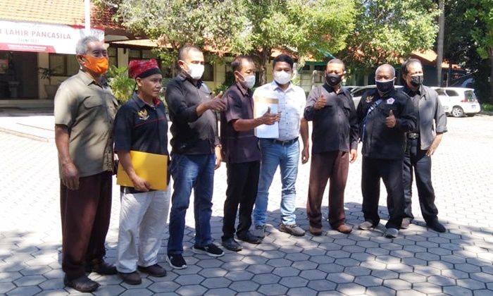 Pertanyakan Dugaan Kejanggalan Reklamasi Laut, Sejumlah LSM Datangi Kantor DLH dan Perizinan Jatim Pertanyakan Dugaan Kejanggalan Reklamasi Laut, Sejumlah LSM Datangi Kantor DLH dan Perizinan Jatim