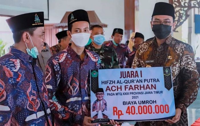 Tingkatkan Ekonomi Masyarakat Pamekasan, Baddrut Tamam Salurkan Bantuan Alat Usaha Tingkatkan Ekonomi Masyarakat Pamekasan, Baddrut Tamam Salurkan Bantuan Alat Usaha