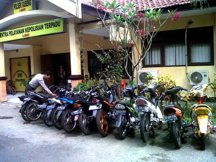Kejar Pengeroyok Mekanik Geng Motor hingga Tewas, Polisi Gelar Razia Kejar Pengeroyok Mekanik Geng Motor hingga Tewas, Polisi Gelar Razia