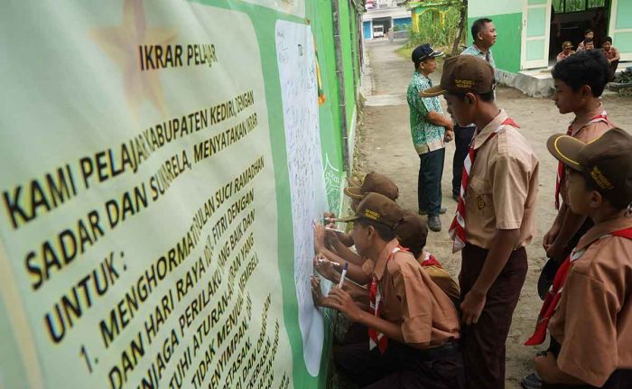 Di Kabupaten Kediri, Ratusan Ribu Pelajar Serentak Ikrar Cegah Kekerasan