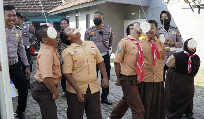 Satlantas Polres Pasuruan Gelar Lomba di SLB Bhinneka Satlantas Polres Pasuruan Gelar Lomba di SLB Bhinneka