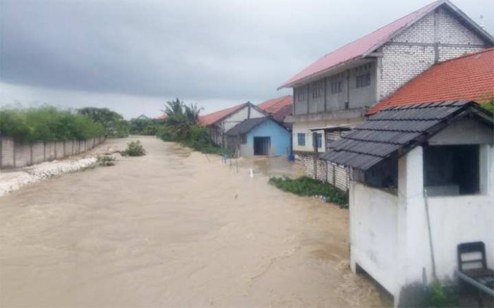 Banjir Bandang, Ratusan Rumah di Paciran Terendam