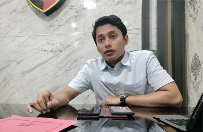 Polisi Tangkap 3 Emak-Emak Pencuri Uang Nenek Penjual Kacang Sebesar Rp50 Juta Polisi Tangkap 3 Emak-Emak Pencuri Uang Nenek Penjual Kacang Sebesar Rp50 Juta