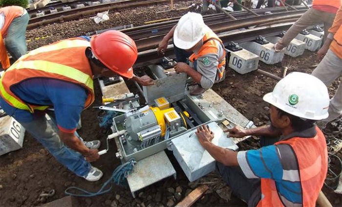 Jalur Ganda Mulai Beroperasi, Beberapa KA Alami Keterlambatan Jalur Ganda Mulai Beroperasi, Beberapa KA Alami Keterlambatan