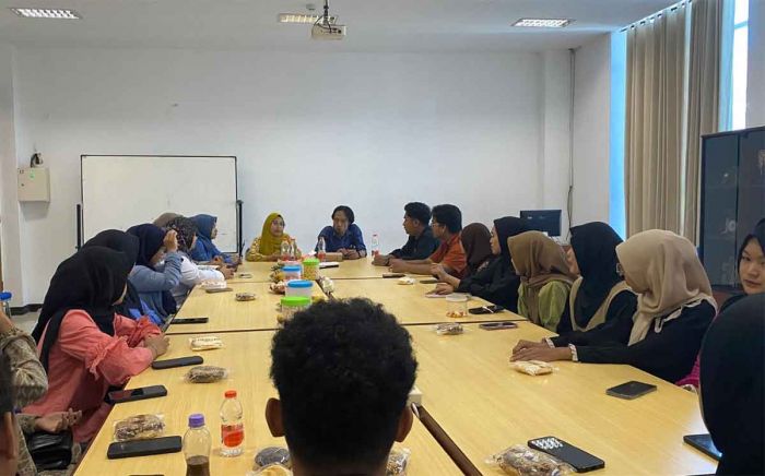Gelar FGD, Prodi AP Umsida Ungkap Peran Media dalam Branding Politik di Indonesia Gelar FGD, Prodi AP Umsida Ungkap Peran Media dalam Branding Politik di Indonesia