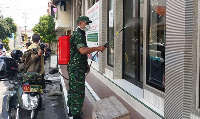 Kecamatan Bubutan Surabaya, Mulai Dibanjiri Disinfektan Kecamatan Bubutan Surabaya, Mulai Dibanjiri Disinfektan