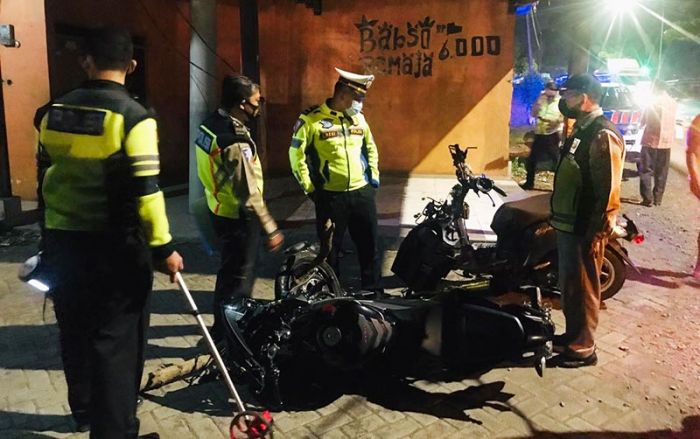 Dua ​Motor Kecelakaan Adu Banteng di Jalan Raya Lajuk Porong, Wanita Asal Kedungboto Meninggal