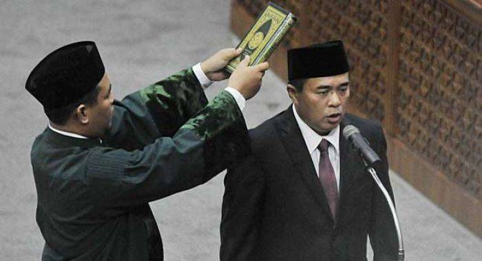 12 Nama Masuk Bursa Caketum Golkar, Akom Didesak Tak Maju 12 Nama Masuk Bursa Caketum Golkar, Akom Didesak Tak Maju