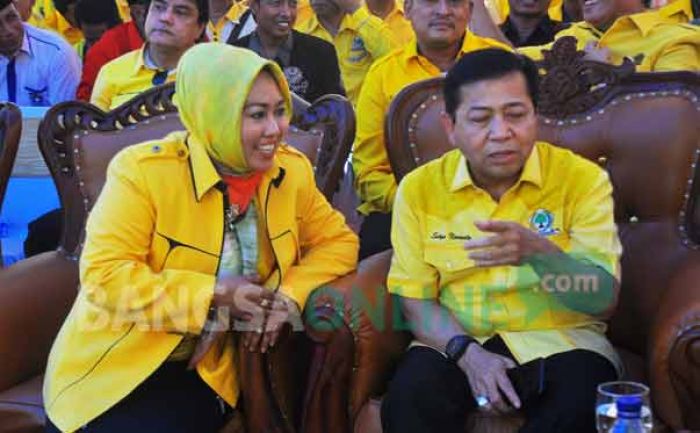 Setya Novanto Deklarasikan Mitroatin Sebagai Bacabup Bojonegoro