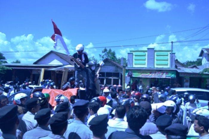 Dinilai Tak Independen, KPU Bondowoso Didemo Berbagai Elemen