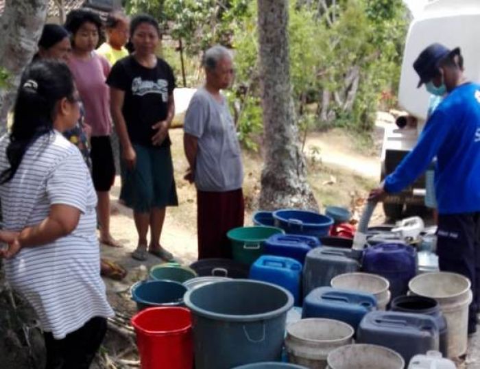 Kemarau Belum Berakhir, BPBD Blitar Droping Air hingga Akhir November Kemarau Belum Berakhir, BPBD Blitar Droping Air hingga Akhir November