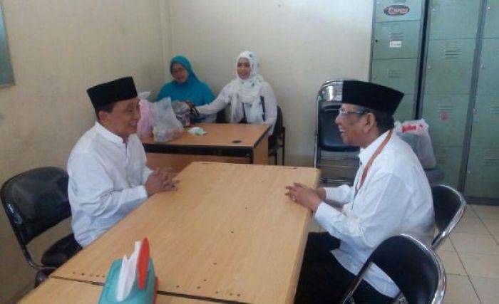 Dijenguk Kiai Hasyim Muzadi, Fuad Amin Diminta Urusi Warisan Syaikhona Kholil (NU)