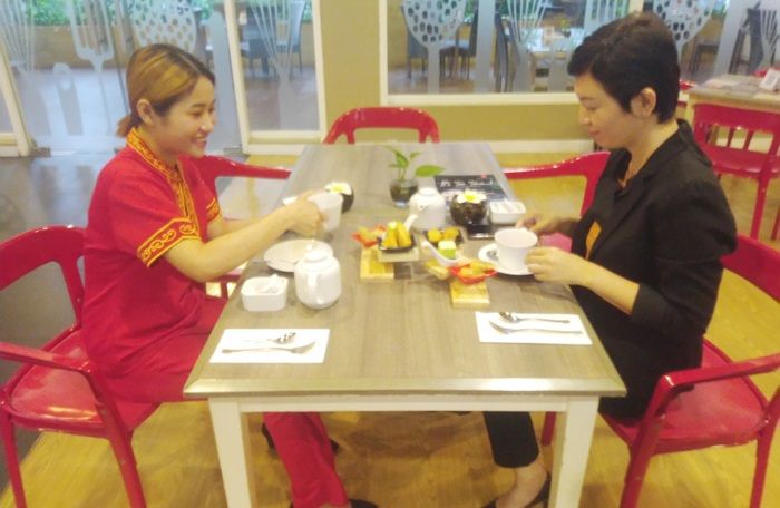 Ibis Surabaya City Center Tawarkan Tea Time, Teh Herbal Unik Berwarna, Harga Murmer