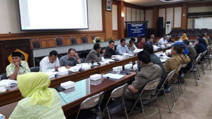 Rombak Personel BPPM, Rekom dari Pansus LKPJ Akhir Anggaran Tahun 2015 Rombak Personel BPPM, Rekom dari Pansus LKPJ Akhir Anggaran Tahun 2015