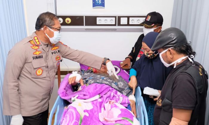 Korban Begal di Jabon Sudah Diintai Sejak Ambil Uang, Pelaku Sempat Dilempari Batu oleh Warga Korban Begal di Jabon Sudah Diintai Sejak Ambil Uang, Pelaku Sempat Dilempari Batu oleh Warga