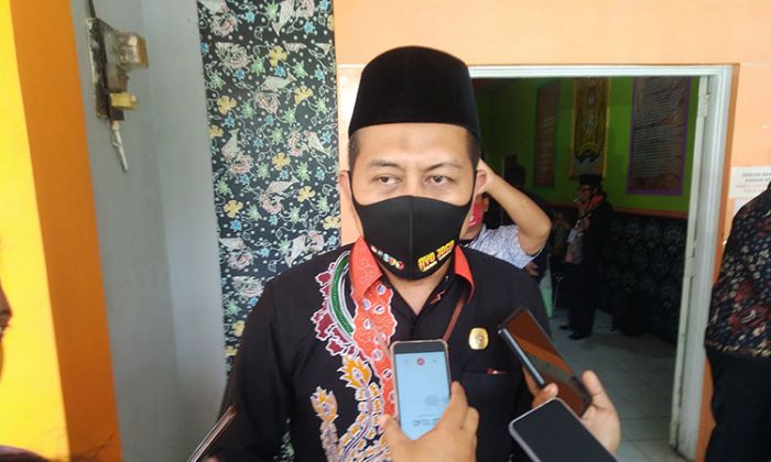 Pendaftaran Pilkada Usai, KPU Lamongan Beri Waktu Bapaslon Perbaiki Berkas Administrasi Pendaftaran Pilkada Usai, KPU Lamongan Beri Waktu Bapaslon Perbaiki Berkas Administrasi