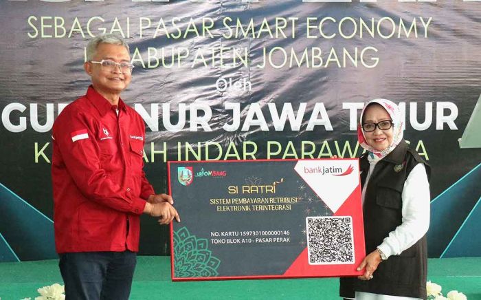 Bank Jatim dan Pemkab Jombang Hadirkan Si Ratri di Pasar Perak