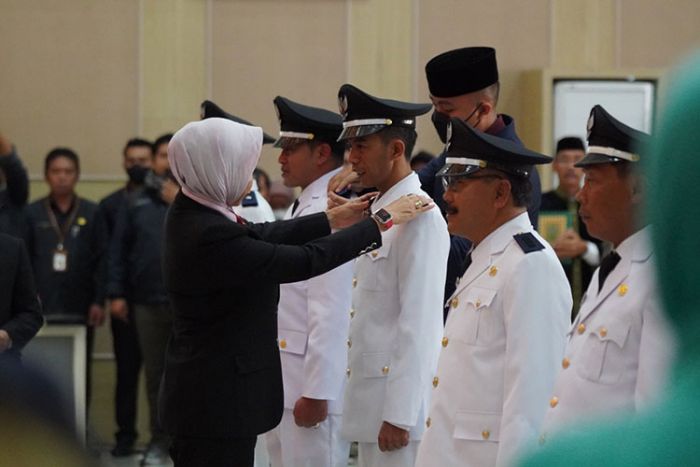 Lantik Lima Kepala Desa, Wali Kota Batu Sampaikan Pesan ini Lantik Lima Kepala Desa, Wali Kota Batu Sampaikan Pesan ini