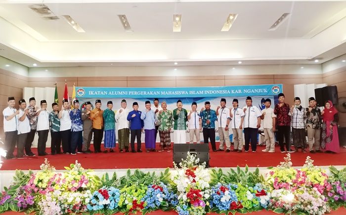 Hadiri Muscab II dan Halal Bihalal IKA PMII Nganjuk, KH Marzuki Mustamar Pesan ini Hadiri Muscab II dan Halal Bihalal IKA PMII Nganjuk, KH Marzuki Mustamar Pesan ini