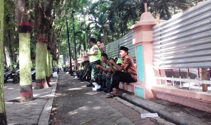 Isu Aksi Demo, Ratusan Personil Jaga Ketat Pelantikan Kades di Probolinggo Isu Aksi Demo, Ratusan Personil Jaga Ketat Pelantikan Kades di Probolinggo