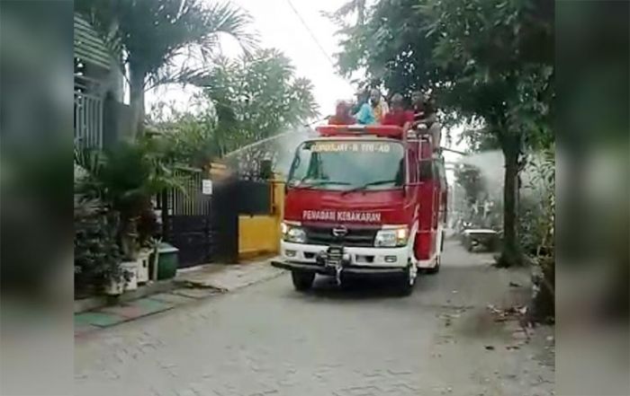 Bantu Desa Hadapi Corona, Gupusjat II Sidoarjo Kembali Terjunkan Damkar