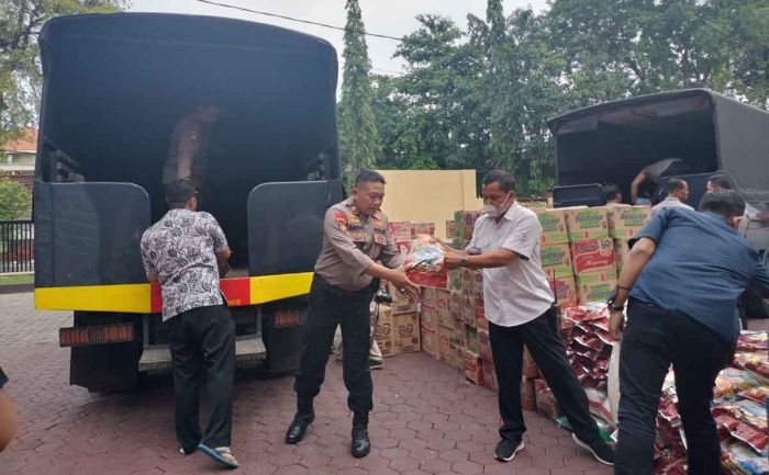 Peduli Korban Gempa Cianjur, Polres Probolinggo Kota Gelontorkan Bantuan