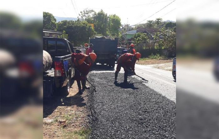 Jamin Keamanan Pengguna Jalan, DPUPR Operasi Jalan Berlubang Jamin Keamanan Pengguna Jalan, DPUPR Operasi Jalan Berlubang