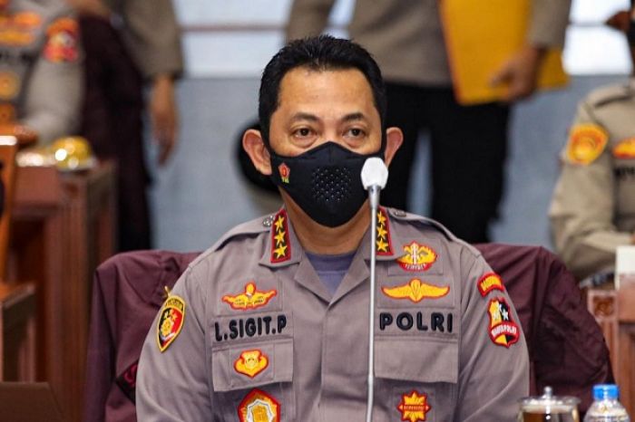 Menggebrak! Calon Kapolri Listyo Bakal Wajibkan Polisi Ngaji Kitab Kuning Menggebrak! Calon Kapolri Listyo Bakal Wajibkan Polisi Ngaji Kitab Kuning