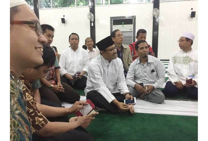 Gus Ipul: Masjid Bisa Dijadikan Tempat untuk Menangkal Berita Hoax Gus Ipul: Masjid Bisa Dijadikan Tempat untuk Menangkal Berita Hoax