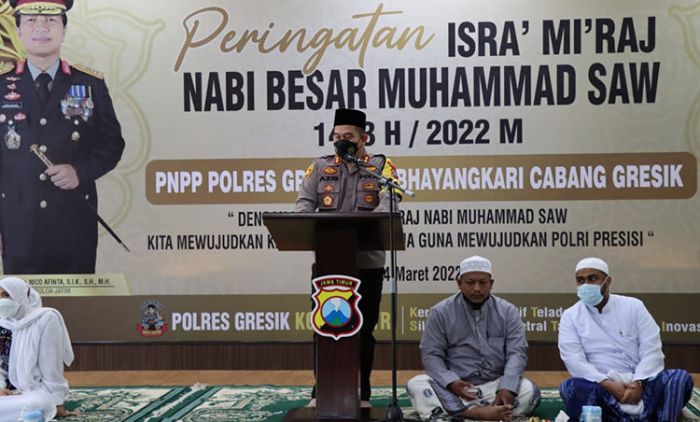 Peringati Isra Mikraj 1443 H, Polres Gresik Hadirkan Habib Ahmad bin Abu Bakar Assegaf Peringati Isra Mikraj 1443 H, Polres Gresik Hadirkan Habib Ahmad bin Abu Bakar Assegaf