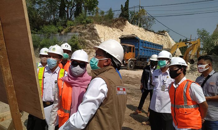 Pastikan Proyek Sesuai Spek, Bupati Sambari Sidak Pembangunan Jalan Underpass Pastikan Proyek Sesuai Spek, Bupati Sambari Sidak Pembangunan Jalan Underpass