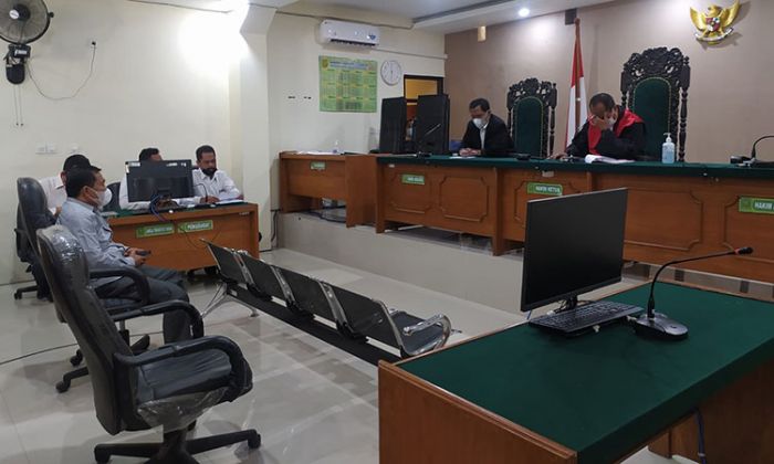 Gelar Hajatan Saat PPKM Darurat, Anggota DPRD Banyuwangi Didenda Rp 500 Ribu Gelar Hajatan Saat PPKM Darurat, Anggota DPRD Banyuwangi Didenda Rp 500 Ribu