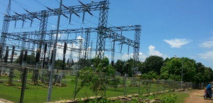 Penerangan di Sumenep Belum Maksimal, 50 Persen Warga Belum Teraliri Listrik Penerangan di Sumenep Belum Maksimal, 50 Persen Warga Belum Teraliri Listrik