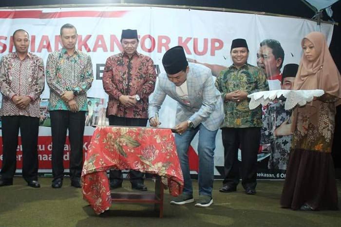 Bupati Pamekasan Badrut Tamam dan Achsanul Qosasih Resmikan Kantor KUP Pojur Bupati Pamekasan Badrut Tamam dan Achsanul Qosasih Resmikan Kantor KUP Pojur