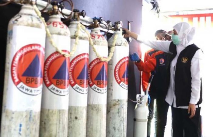 Gubernur Khofifah Resmikan Stasiun Pengisian Oksigen Gratis di Malang Raya Gubernur Khofifah Resmikan Stasiun Pengisian Oksigen Gratis di Malang Raya