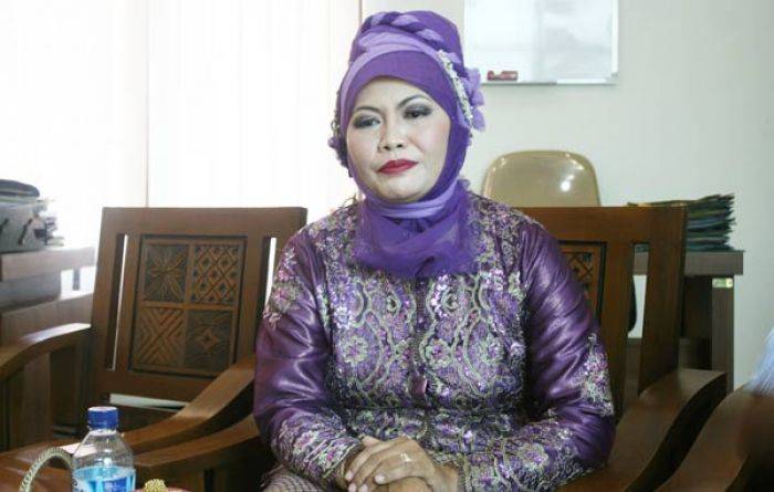 Mengenal Lebih Dekat Rektor Baru Unirow Tuban, Dr. Supiana Dian Nurtjahyani, M.Kes Mengenal Lebih Dekat Rektor Baru Unirow Tuban, Dr. Supiana Dian Nurtjahyani, M.Kes