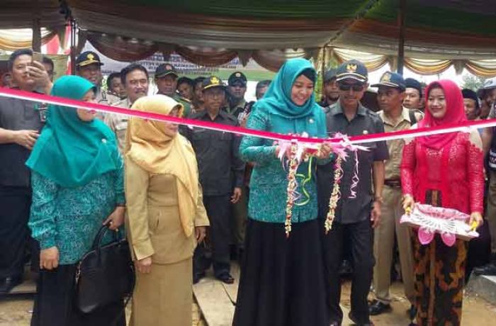 Bupati Pamekasan Resmikan Pasar Petteden di Desa Galis Bupati Pamekasan Resmikan Pasar Petteden di Desa Galis