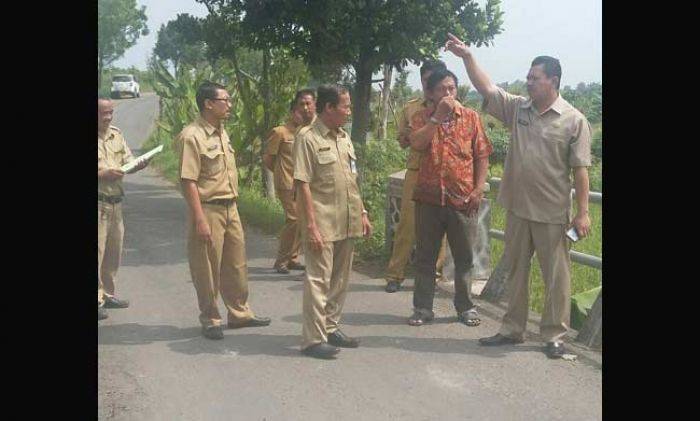 Wabup Mojokerto Pantau Proyek Jalan dan Jembatan, Pastikan Selesai Tepat Waktu Wabup Mojokerto Pantau Proyek Jalan dan Jembatan, Pastikan Selesai Tepat Waktu