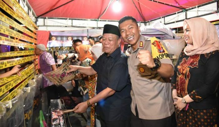 Begini Kemeriahan Puncak Acara HUT Bhayangkara ke-73 di Lamongan Begini Kemeriahan Puncak Acara HUT Bhayangkara ke-73 di Lamongan