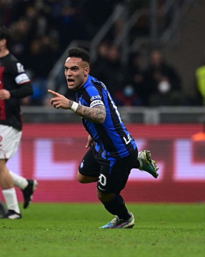 Derby Della Madonnina: Nerazzurri Kandaskan AC Milan 1-0 Derby Della Madonnina: Nerazzurri Kandaskan AC Milan 1-0