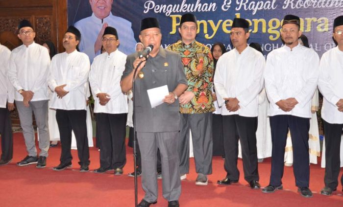 Kukuhkan Penyelenggara GLM, Fadeli Yakin Bermunculan Tahfidz Baru di Lamongan Kukuhkan Penyelenggara GLM, Fadeli Yakin Bermunculan Tahfidz Baru di Lamongan