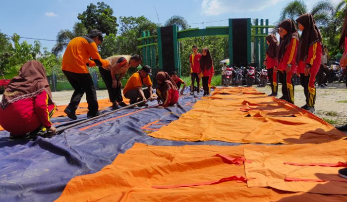 BPBD, Damkar, dan FPBI Beri Pelatihan Kebencanaan Pelajar MAN 4 Baureno BPBD, Damkar, dan FPBI Beri Pelatihan Kebencanaan Pelajar MAN 4 Baureno