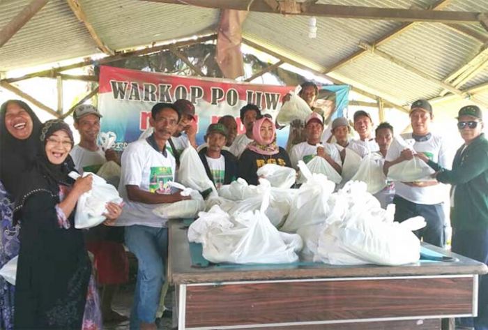 RGS Panen Jagung Sambil Kampanyekan Jokowi-Ma RGS Panen Jagung Sambil Kampanyekan Jokowi-Ma
